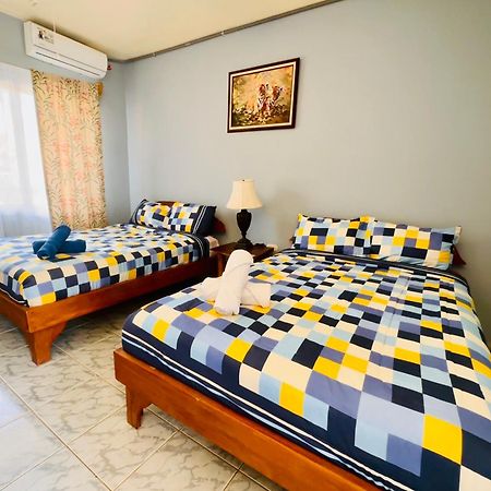 Hotel Georgi Cr Veintisiete de Abril Kültér fotó